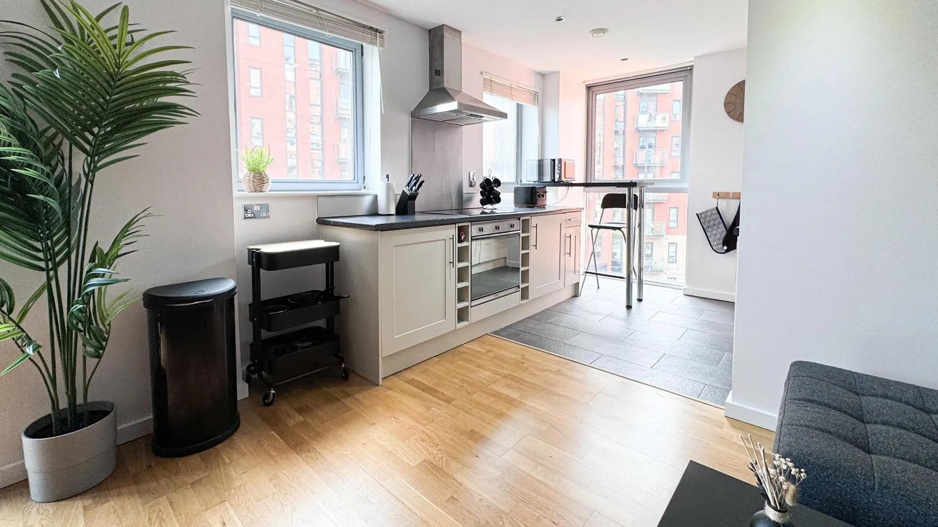 City Centre Flat - Business Stays - Free Parking 利兹 0*,
